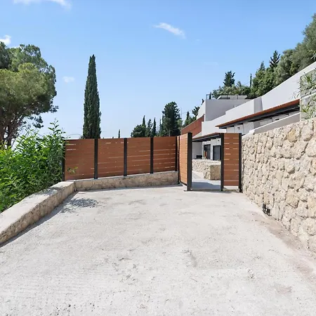 Ionian Grand - Helena