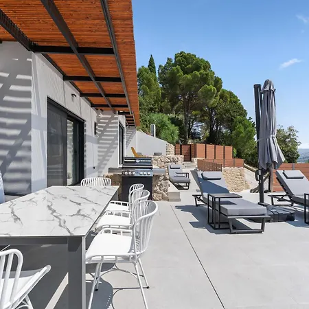 Ionian Grand - Helena *