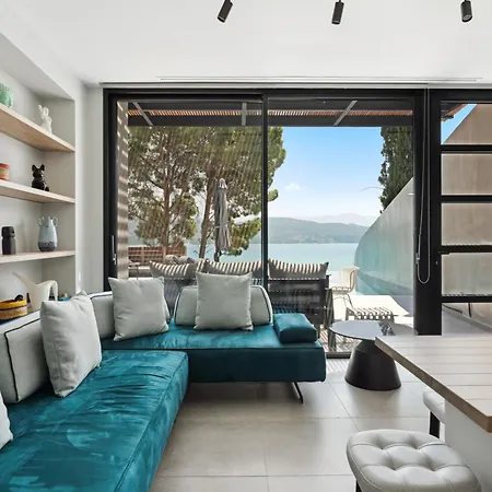 Ionian Grand - Helena *